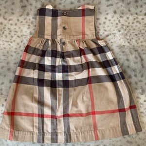 Burberry dress size 3 year, has been worn once